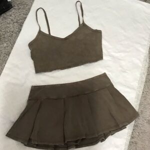Dark forest green Brown Two-Piece Crop Top and Skort set with tags lol